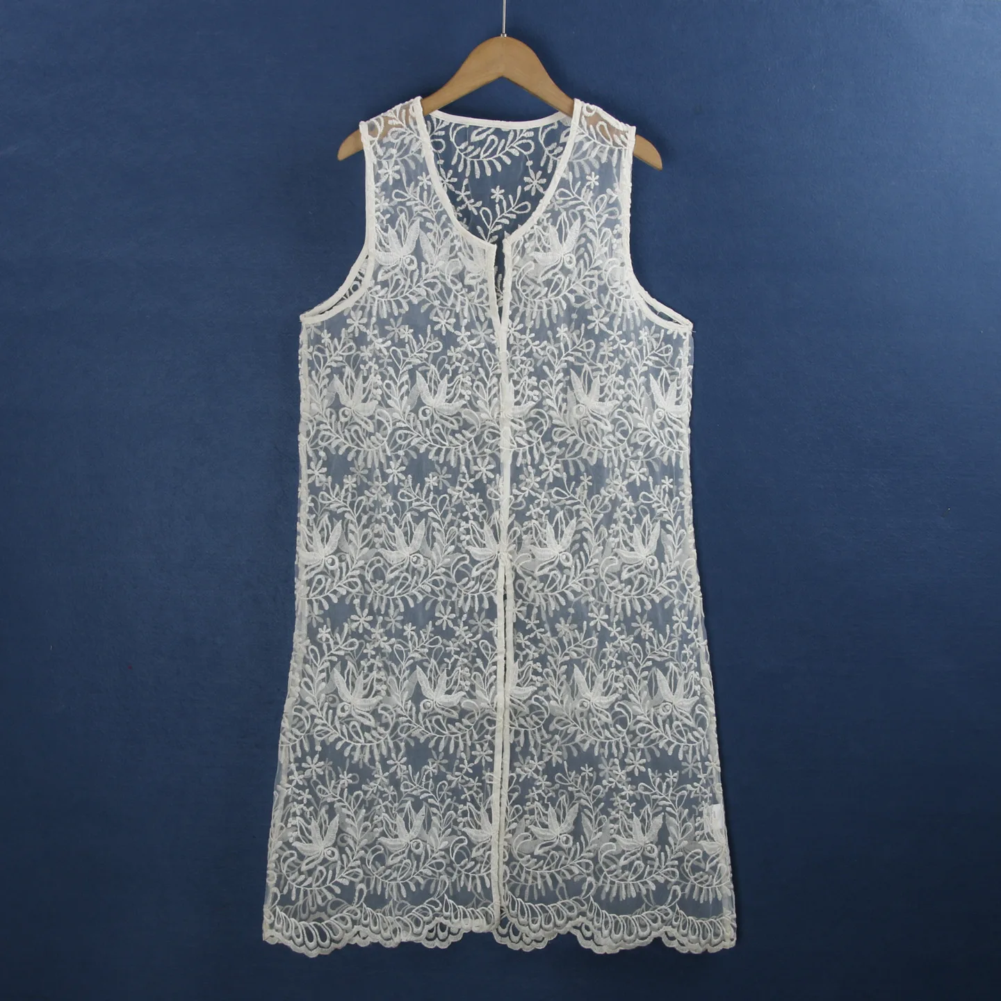 

Spring round Neck Lace Mesh Vest Top 2000 Pieces Embroidered Fashion Outerwear Slimming Sleeveless Mid-Length Casual Style