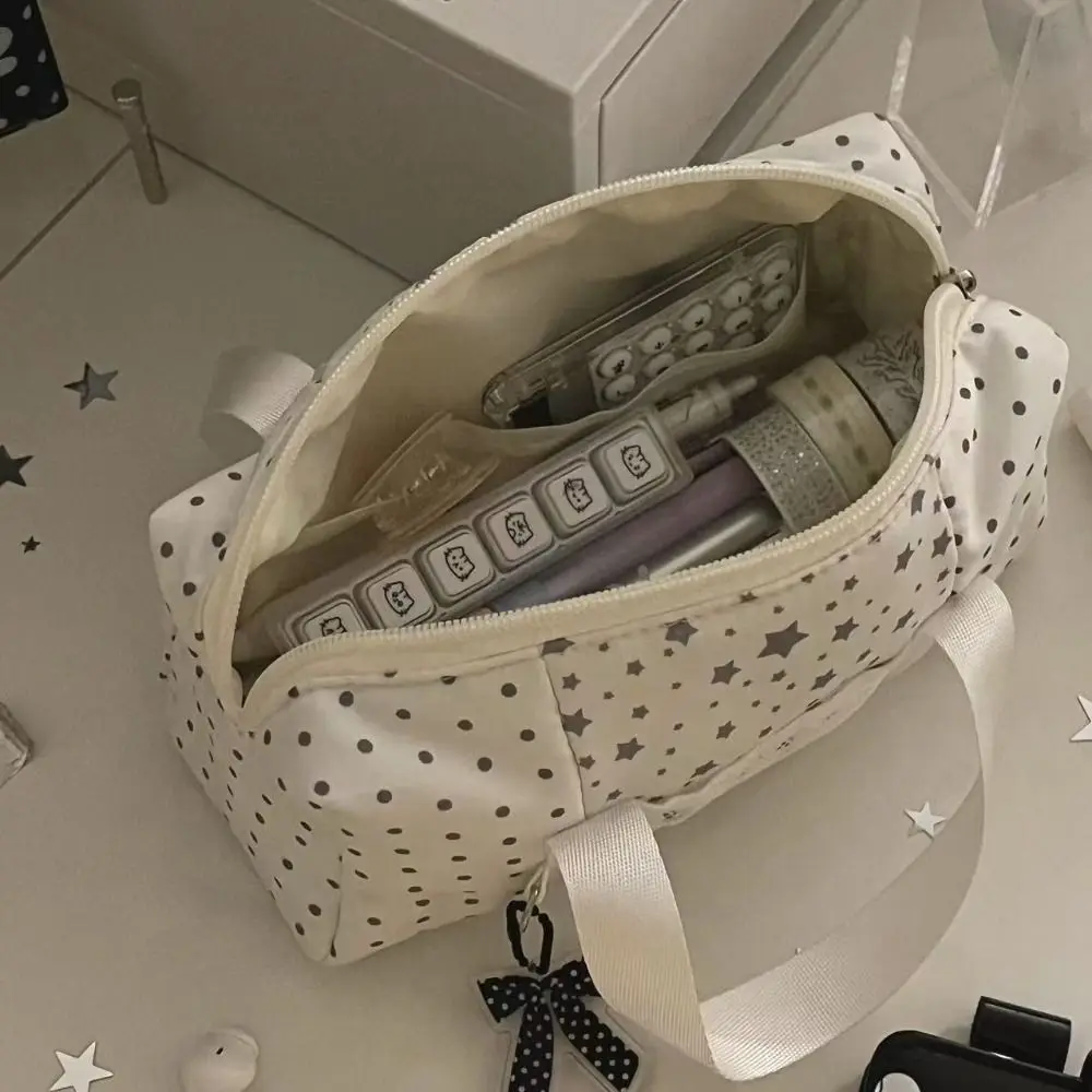 مقلمة كرتونية بيضاء متعددة الوظائف على شكل نجمة بولكا نقطة حقيبة أدوات مكتبية ذات سعة كبيرة حقيبة أقلام اللوازم المدرسية