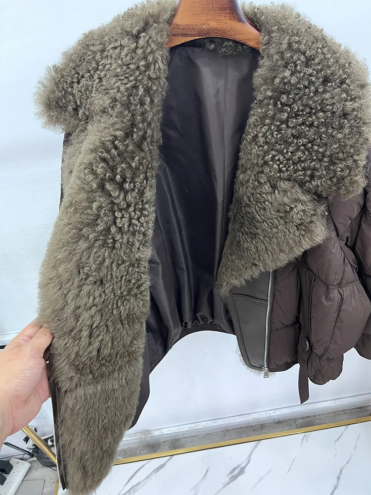 Damskie kurtki puchowe z grubego puchu gęsiego z naturalnym kołnierzem z futra jagnięcego na zimę 2025, ciepłe, ocieplane, odzież wierzchnia.