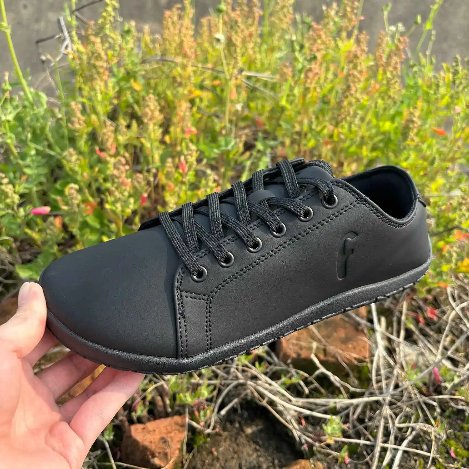 

Professional Fitness Yoga Shoes Men Women White Indoor Fitness Shoes Couple Training Shoes Unisex Wide Top Weightlifting Shoes