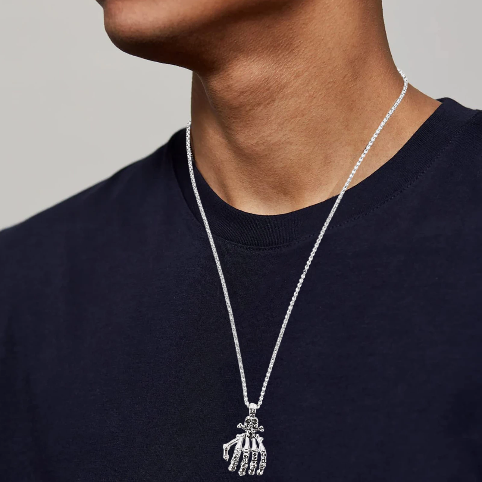

Skull Necklace for Men Gifts Personality Hand Alloy iron Wax Rope Bone Retro Vintage Metal Charm Halloween Accessories