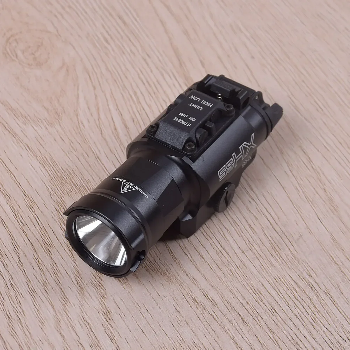 1000 Lumen Tactical XH35 X300UH-B Weapon Scout light  Dual Output White Rifle LED Strobe Hunting Flashlight For Picatinny Rail