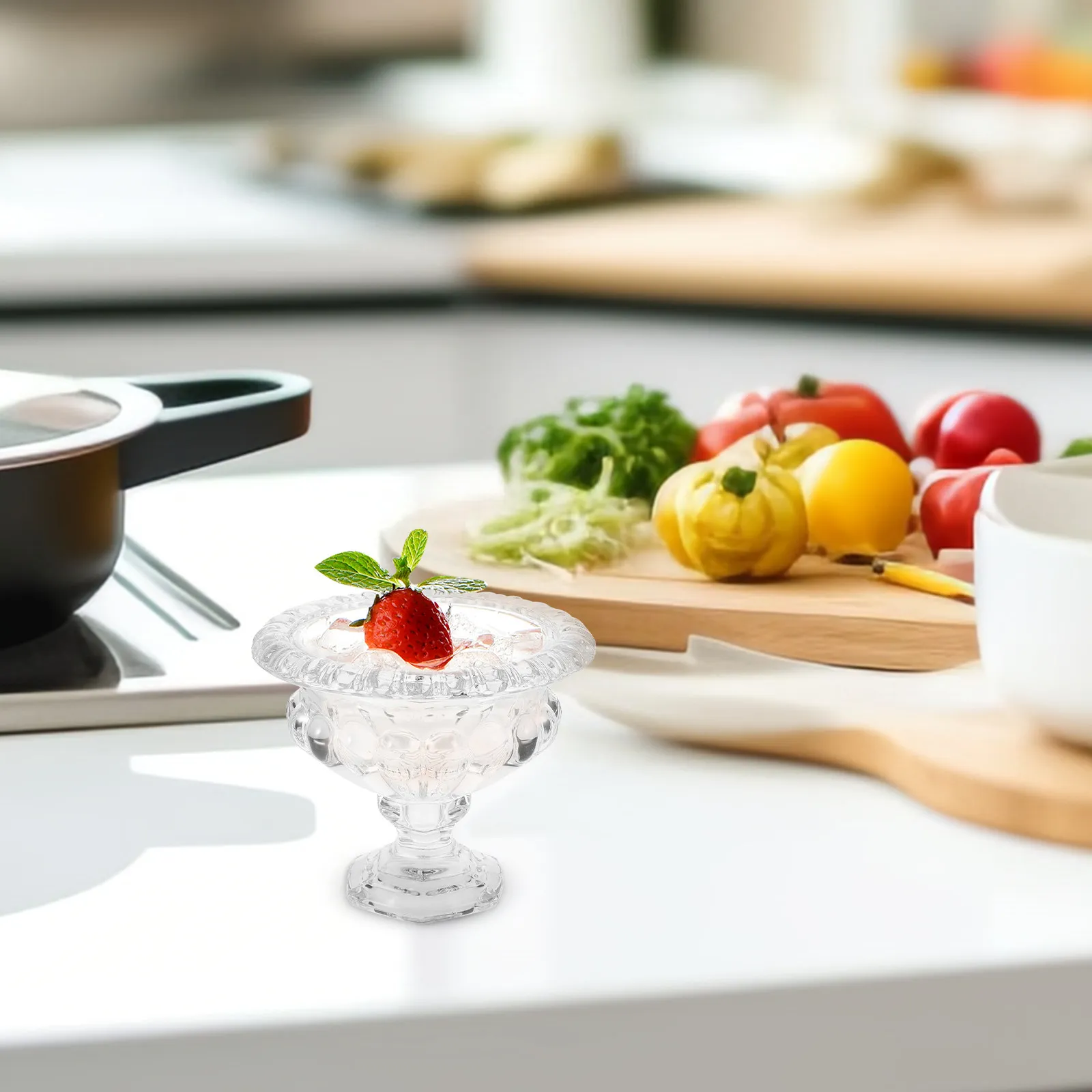Pedestal Glass Dessert Bowls Embossed Transparent Ice Cream Cups European Design for Parties Trifle Fruit Cold Drinks Dessert view 5