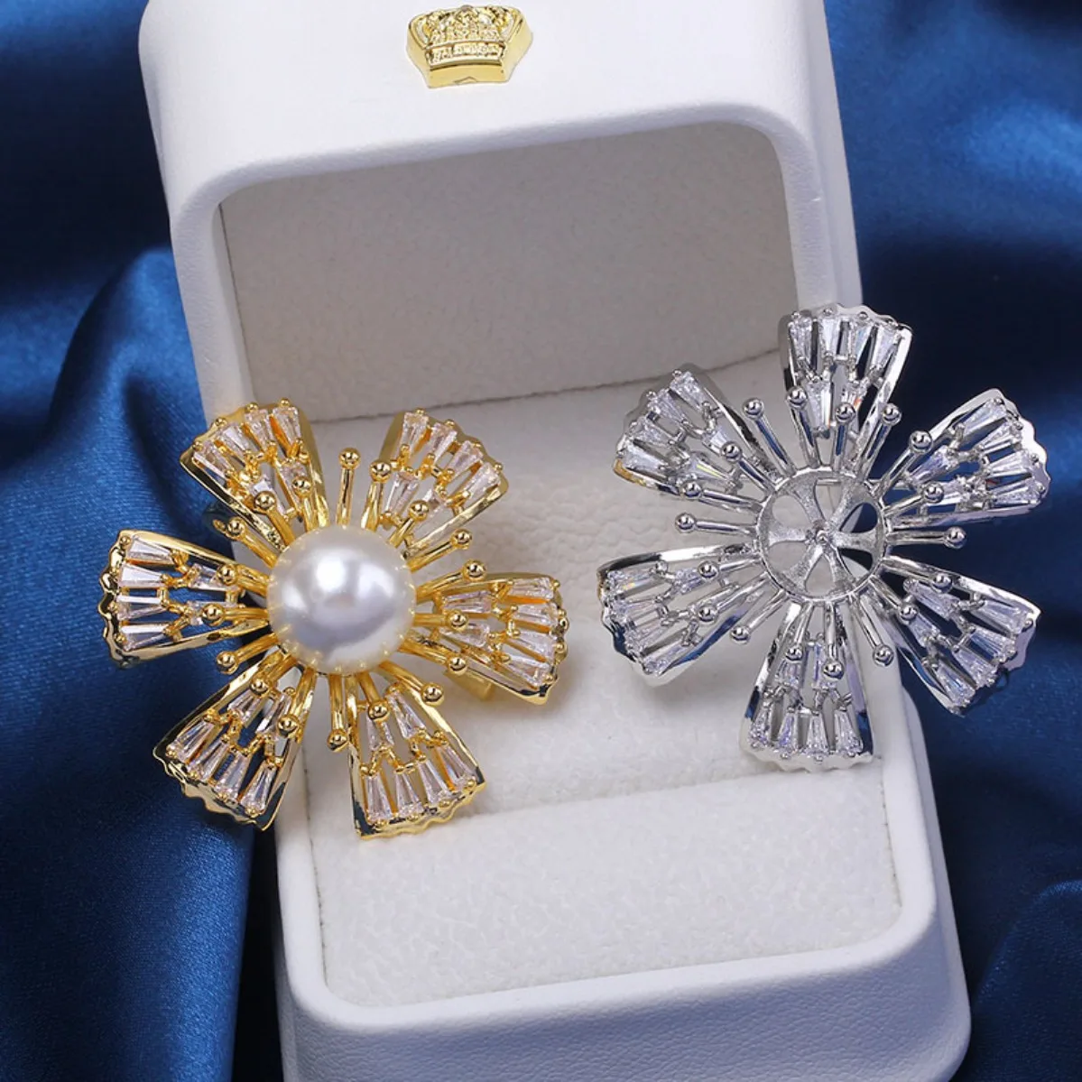 Brass Thick Gold Plated 6-Petal Flower Brooch Blank, Micro Pave Zircon, DIY Pearl Corsage Accessory For Women