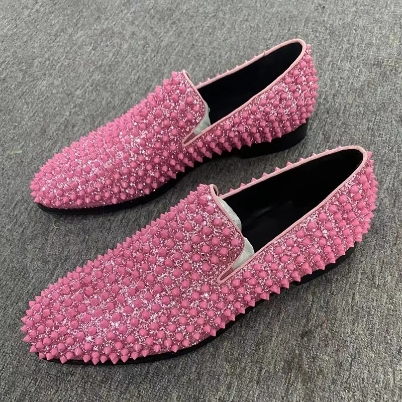 New Fashion Spikes Loafers Shoes For Men Designer Pink Sequined Shoes Mens Glitter Rivet Shoes Handmade Man Dress Shoes