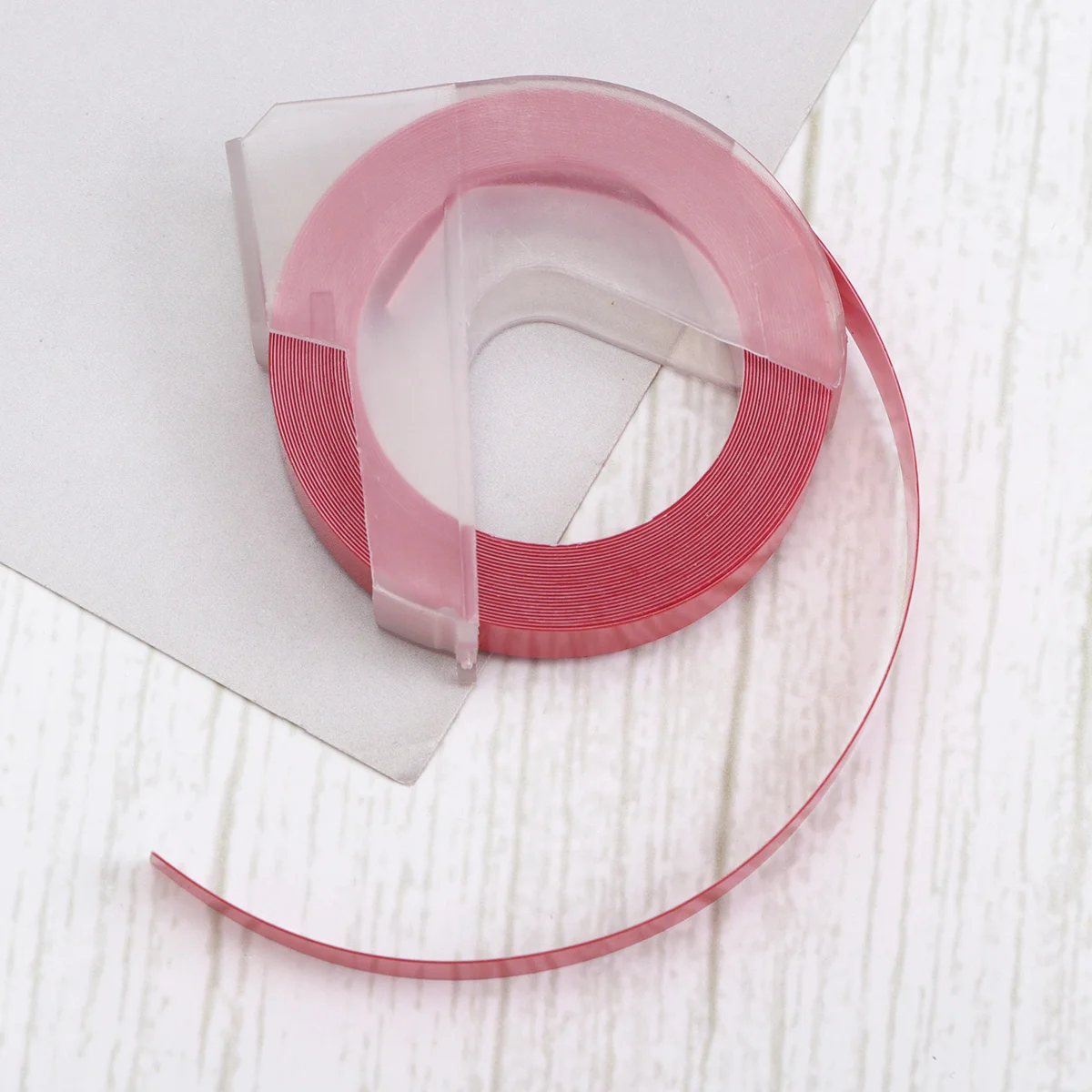 

Stylish Label Tape 3D Printer Replacement Tape Embossing Manual Label Tape for Daily Use Label Printer (Red)