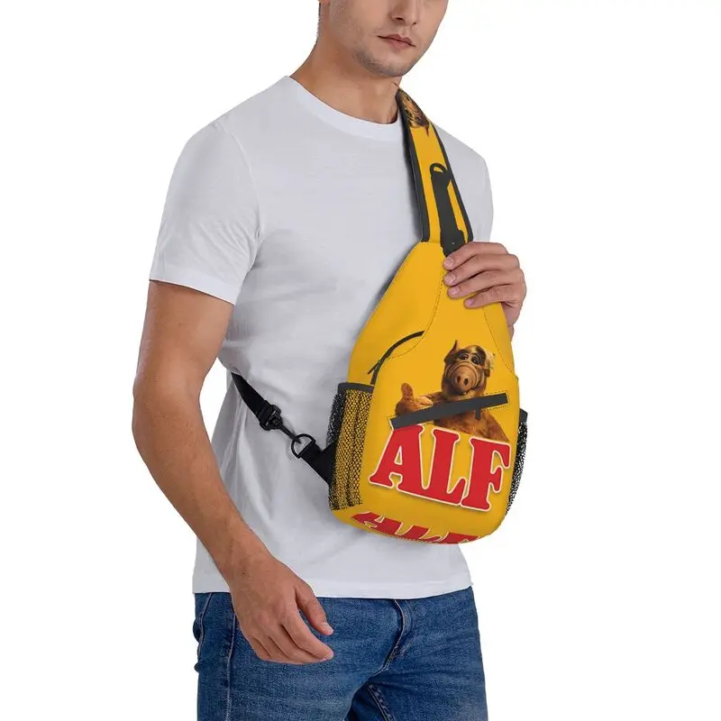 Mochila cruzada ALF Alien Life Form para hombres, bolsos de hombro para el pecho para viajes y ciclismo, a la moda, Sci Fi, serie de TV