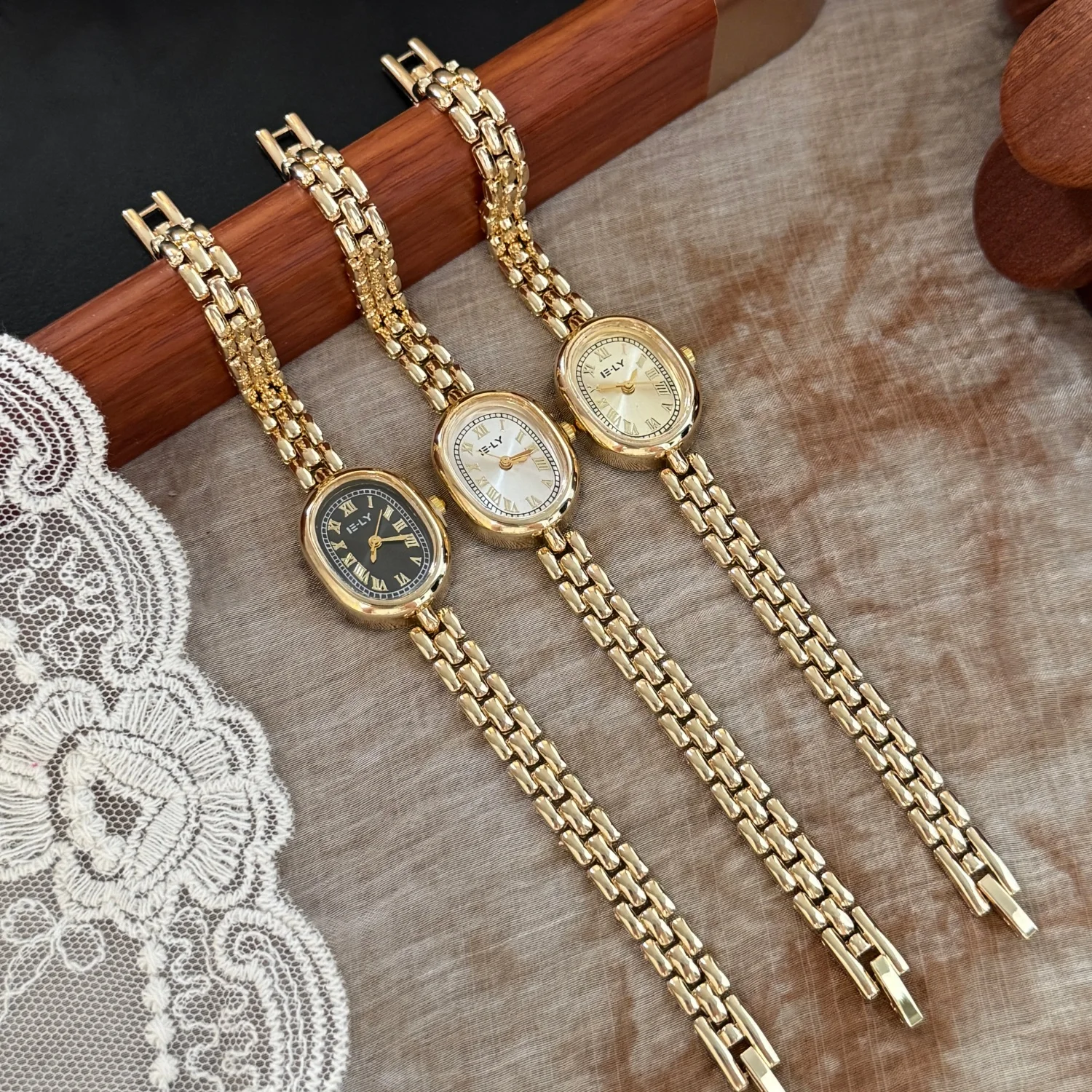Women Watches Top Brand Luxury Wristwatches Ladies Fashion Gold  Bracelet Watch Female Elegant Clock Women montre femme