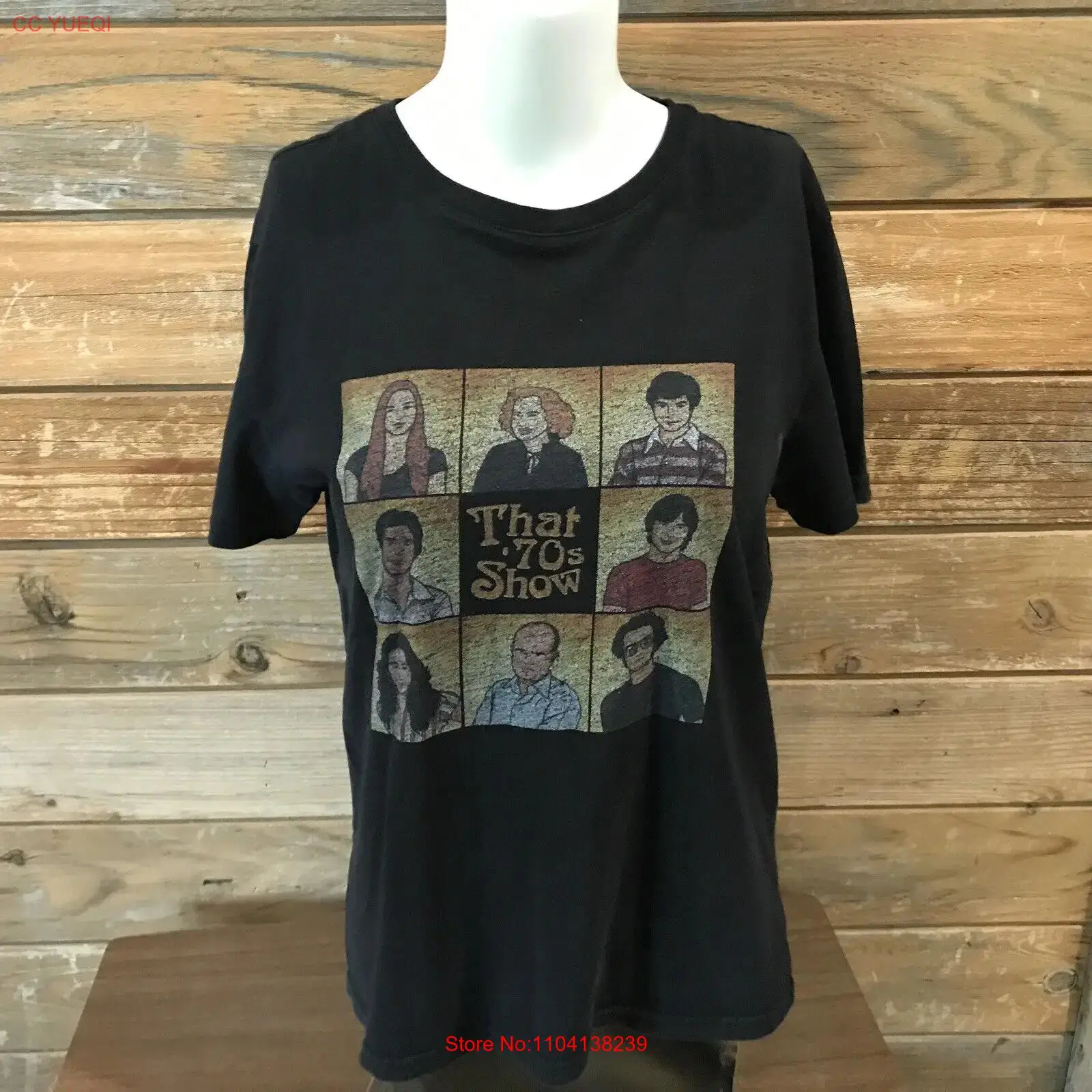 Funny That 70's Show- Brady Bunch Spoof Graphic T-shirt Women Medium preowned long sleeves