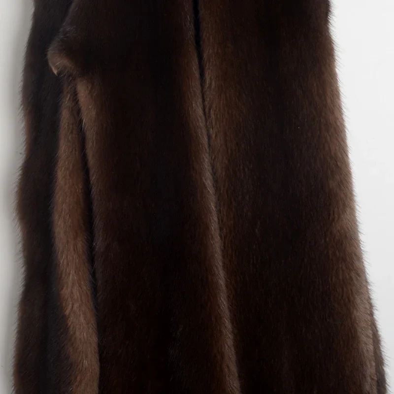 1Pcs Natural Mink Pelt Brown Color Luxury Fur for DIY Apparel Sewing Fluffy Trim Trimming Fabric Sewing Costume Craft Decoration