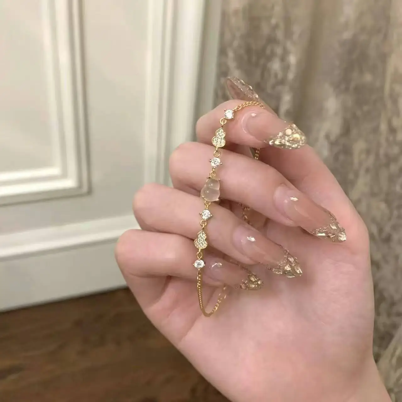 

Temperament Bracelet Zircon Explosion High-end Jewelry