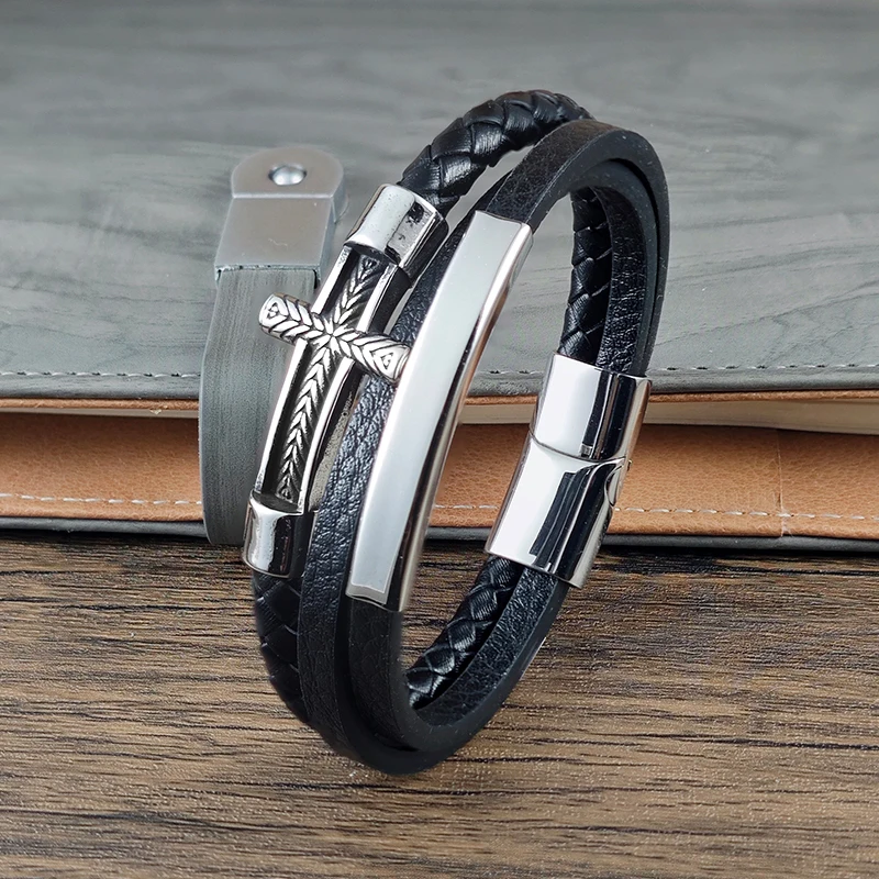 

Charm Cross Braid Pattern Leather Woven Stainless Steel Bracelet Magnetic Buckle Rope Woven Bracelet Men's Jewelry Gifts