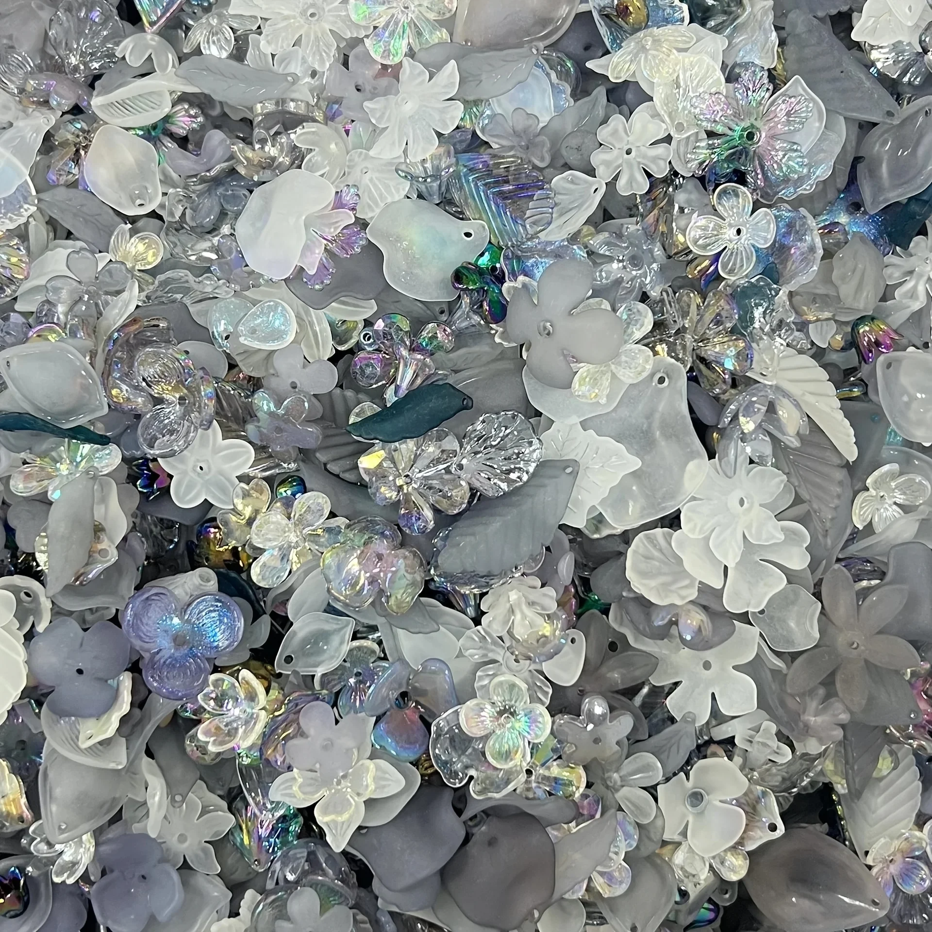40g Matte Plated Colored AB Petal Leaf Acrylic Beads