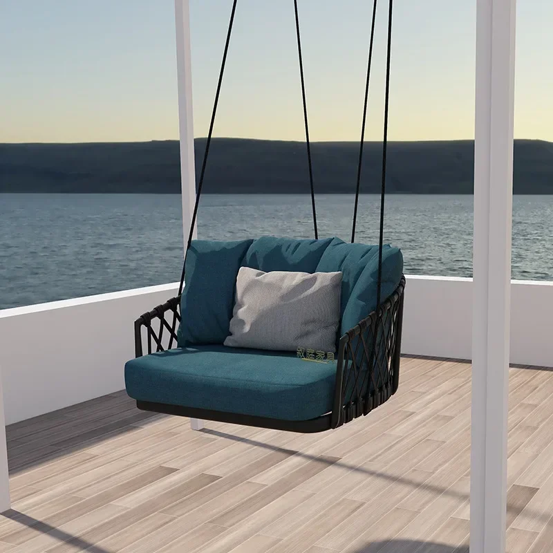 Chaise suspendue simple pour célébrités d'internet, berceau d'extérieur, cour extérieure, endroit pittoresque