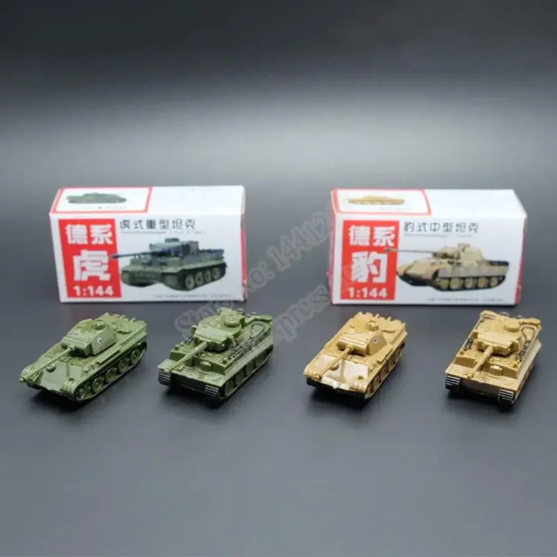 4pcs/set 4D Sand Table Plastic Tiger Tanks World War II Germany Panther Tank 1:144 Scale Finished Model Toy