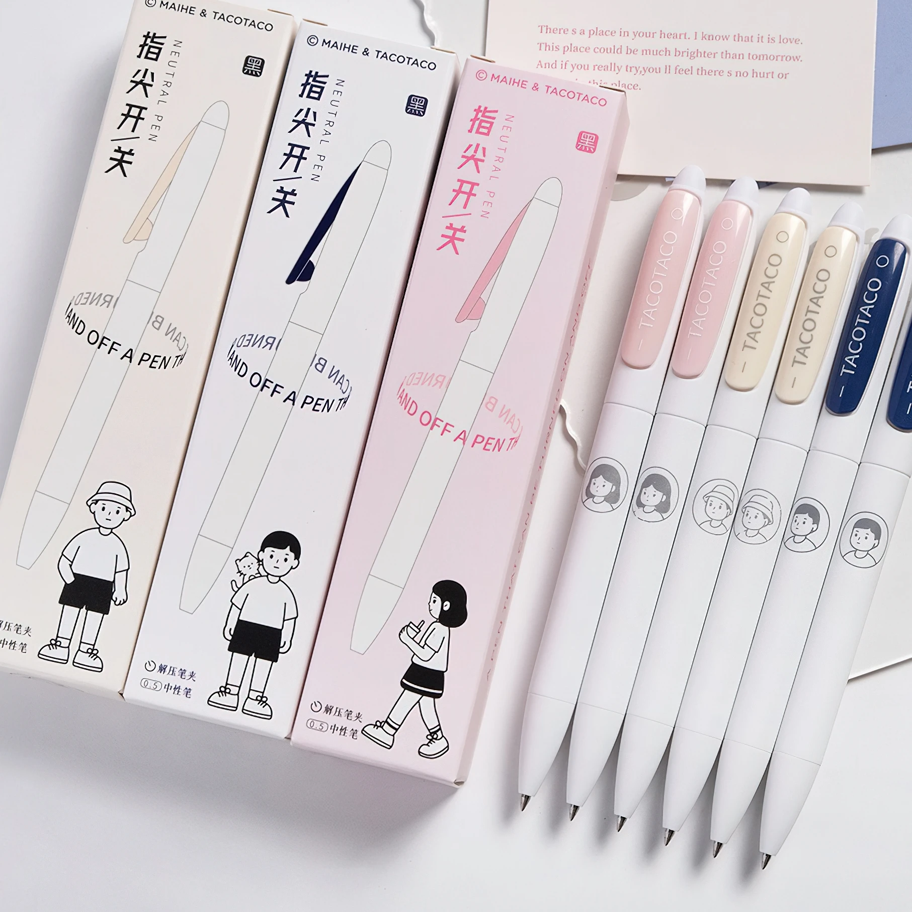 Press-on Fingertip Switch Gel Pen Cute Cartoon Style 1 Pen + 2 Black Ink Refills Student Stationery F7836