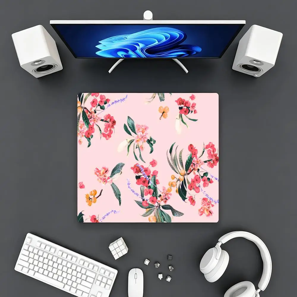 Green-Purple Berry Floral Pattern Gaming Mouse Pad, Stitched Edge Craft Natural Rubber Material Large Desk Mat
