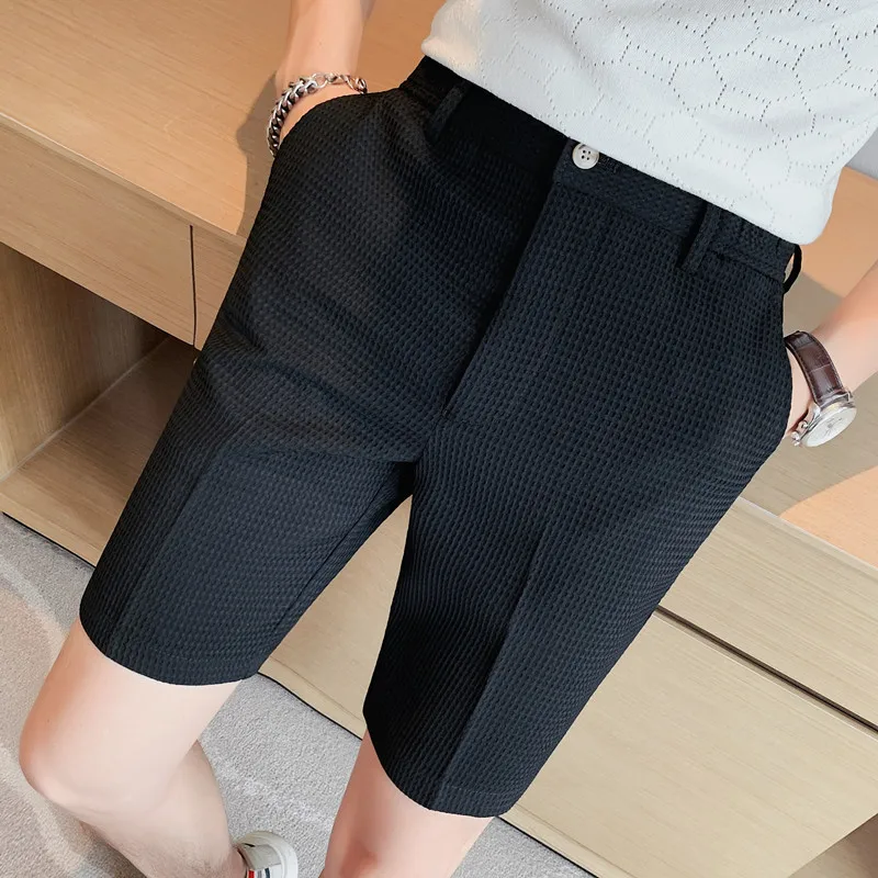 

Fashionable Men's Knee-Length Shorts Lightweight Waffle Texture Summer Casual Dress Pants Cooling Ice Silk Breathable Fabric