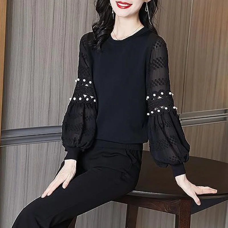 Elegant Fashion Lace Patchwork Knitted Chiffon Shirt Womens Clothing 2024 Spring New Hollow Lantern Sleeve Beading Blouse Female