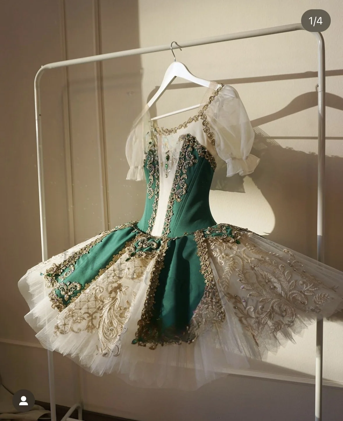 High-end new tailor-made emerald Esmeralda variation TUTU Little Swan professional performance competition skirt