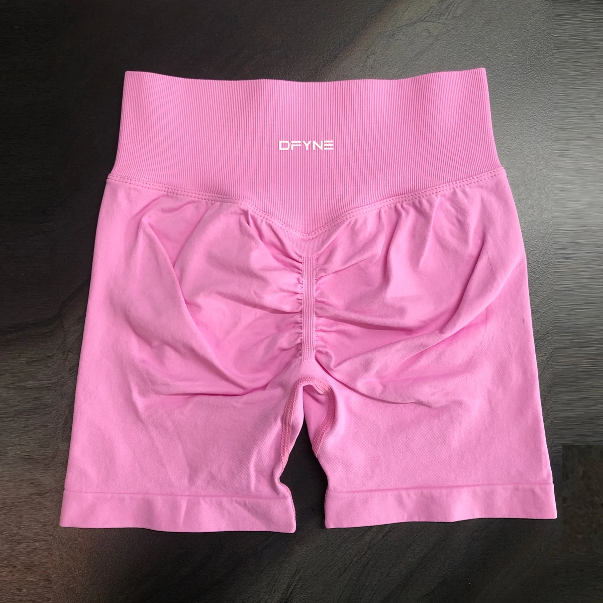 Dfyne-Seamless dinâmico Yoga Shorts, Scrunch Bum, com nervuras, cintura alta banda, ginásio curto, High Stretch, Workout Biker Shorts, 4.5'