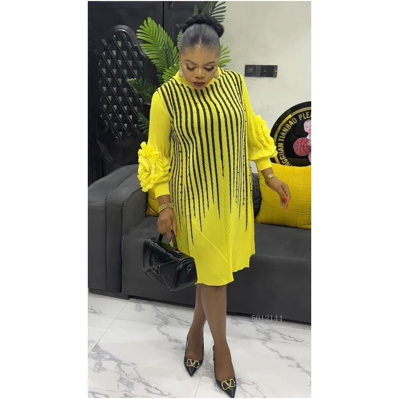 Robe plissée grande taille pour femmes, vêtement brillant à la main, fleur perlée, tempérament de mode, élégant, bal africain, grand vêtement extensible, nouvelle collection 2026