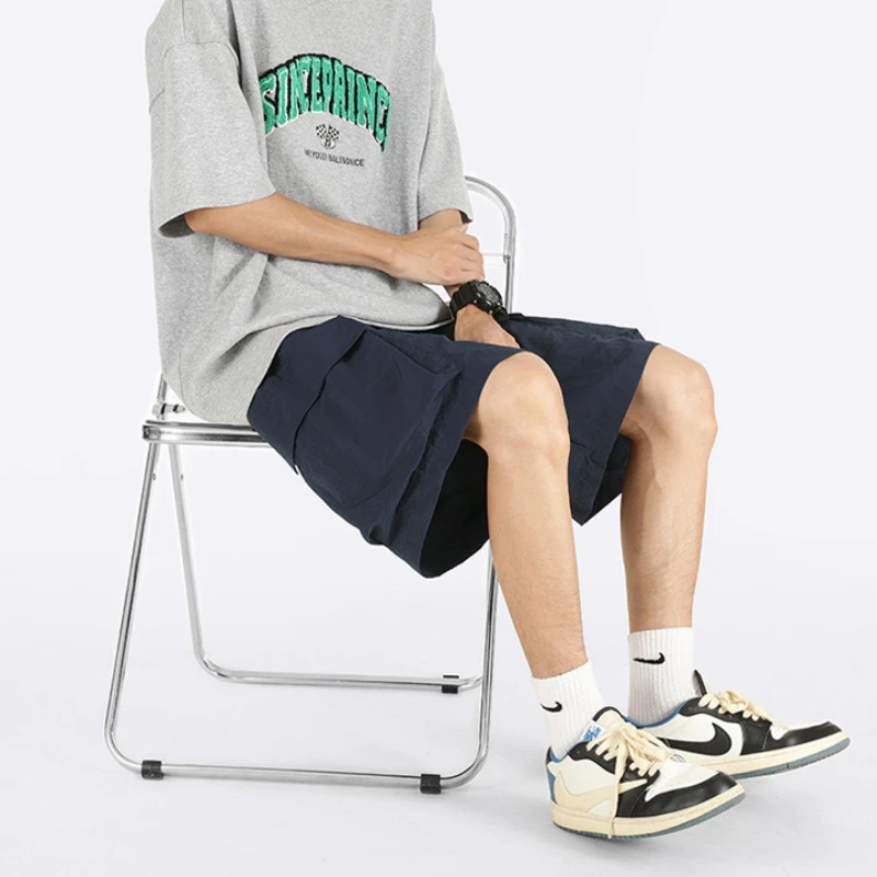 

Повседневные шорты мужские универсальные повседневные летние до колена с эластичной резинкой на талии и несколькими карманами в японском стиле для пары дышащие молодежные шикарные шорты