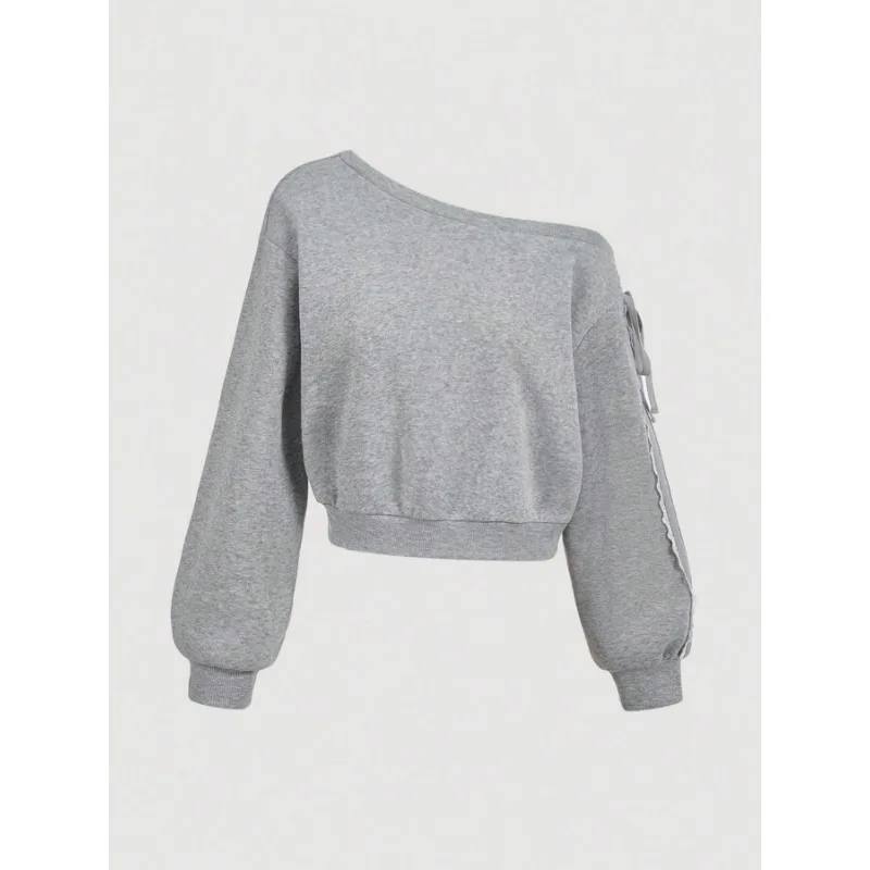 เสื้อสเวตเชิ้ตเปิดไหล่ผู้หญิงสำหรับฤดูใบไม้ร่วงและฤดูหนาว ดีไซน์ไม่สมมาตร แขนยาว