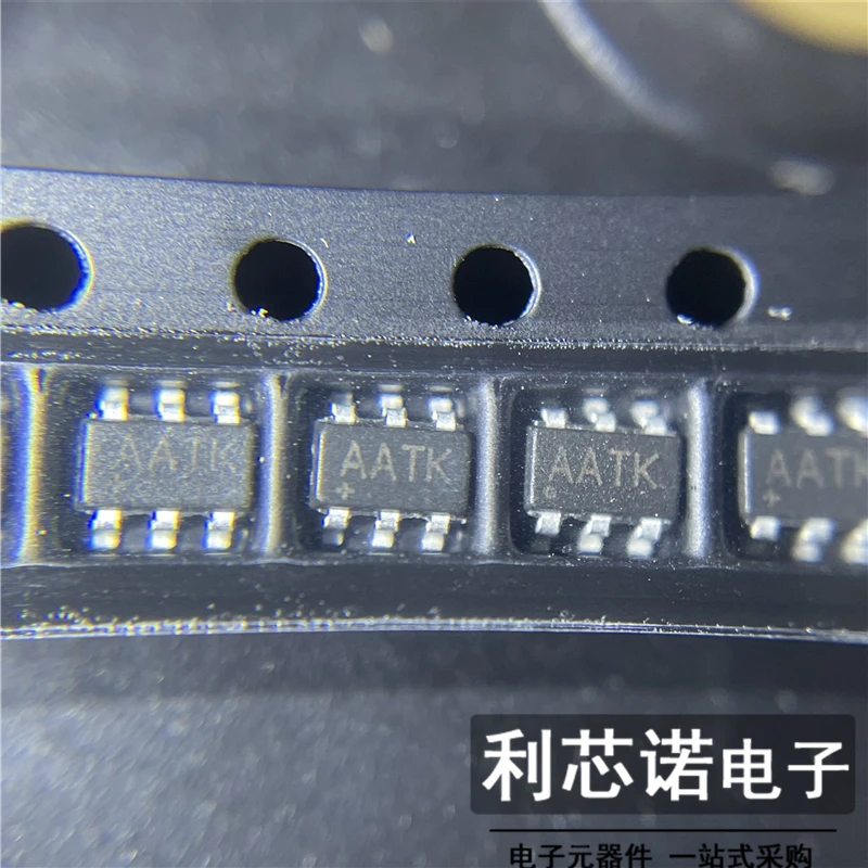 شحن مجاني MAX5026EUT MAX5026EUT T AATK SOT-23-6 مكسيم 10 قطعة