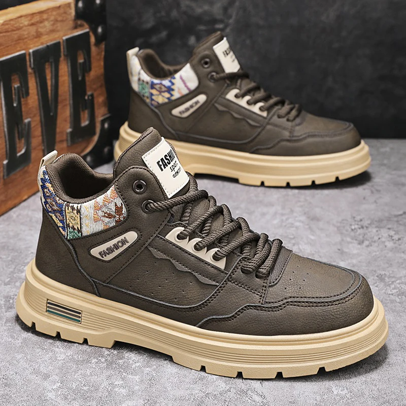 عالية الجودة أحذية رجالي 2025 نمط جديد الشتاء المضادة للانزلاق سميكة سوليد مقاومة للاهتراء في الهواء الطلق حذاء للسير مسافات طويلة الرجال أحذية العمل الجلدية