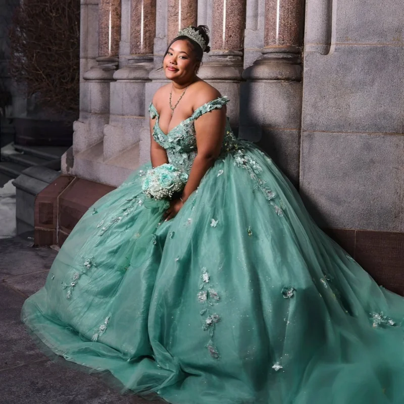 

Shiny Green Quinceanera Dresses Off the Shoulder Sequin 3D Flower Decal Long tail Vestido De 15 Quinceanera Customize