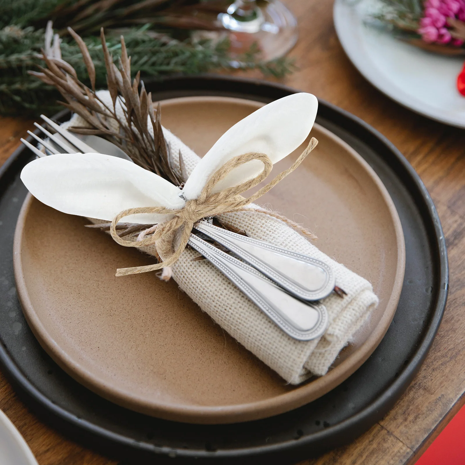 

4pcs Napkin Rings Easter Decorative Buckle Dining Table Hemp Rope Holders Colorful Party Supplies Rabbit Ear Shaped