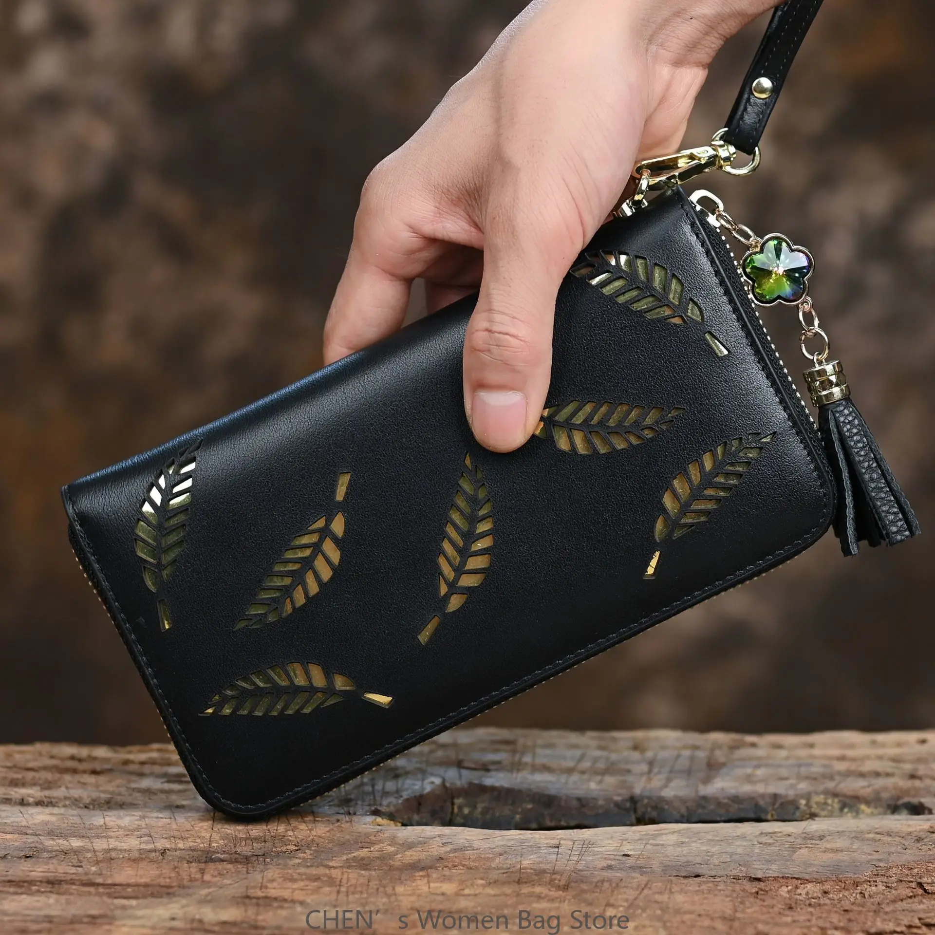 

2025 New Retro Genuine Leather Women's Wallet - Large Capacity, Multi Card, Embossed Handmade Zipper Wallet