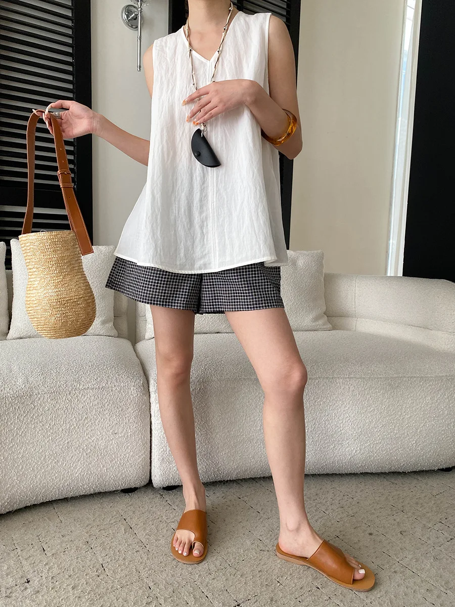 Sommerliche Damen-Shorts im Retro-Stil mit kontrastierendem Karomuster, elastischem Bund, lockerer Passform, schlankmachendem Effekt und weitem Bein. – Detail 19