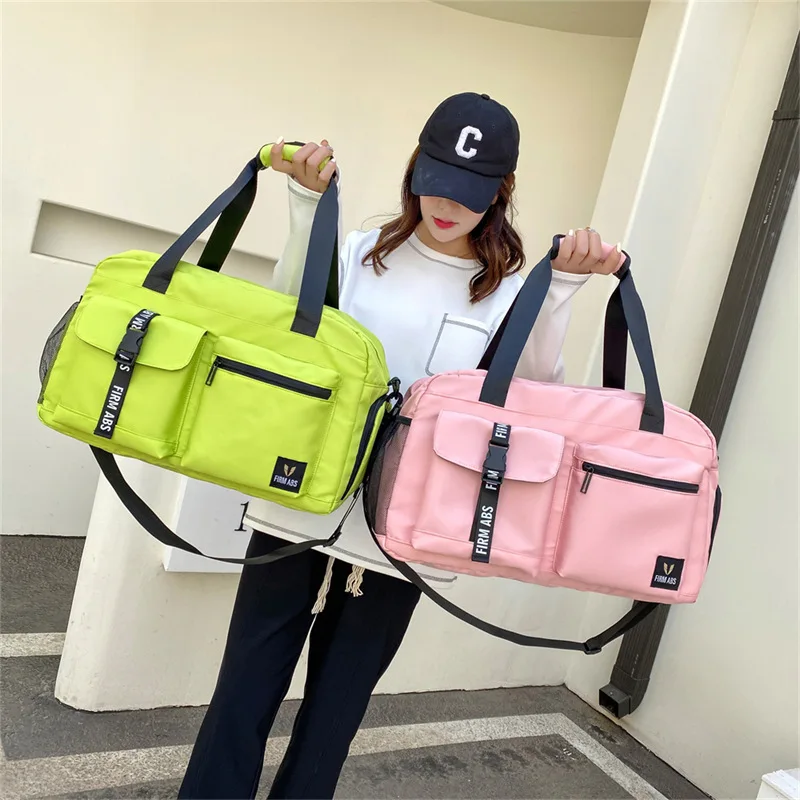 

Новая дорожная сумка для мужчин и женщин, вместительная ручная сумка для багажа, легкая и удобная.