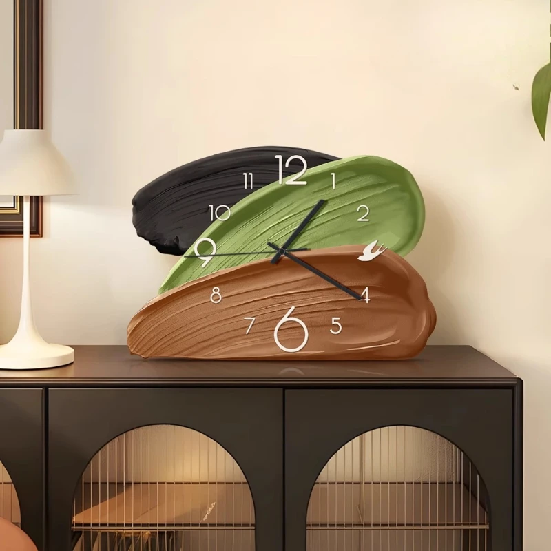 

Medieval desktop clock ornament living room wall clock retro advanced sense creative silent pendulum table clock