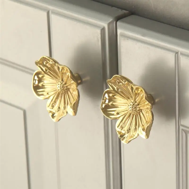 

1pc Five Petal Flower Handle Cabinet Knob Brass for Small Wardrobe Cupboard Pull Closet Door Metal Handle Cupboard Knob New