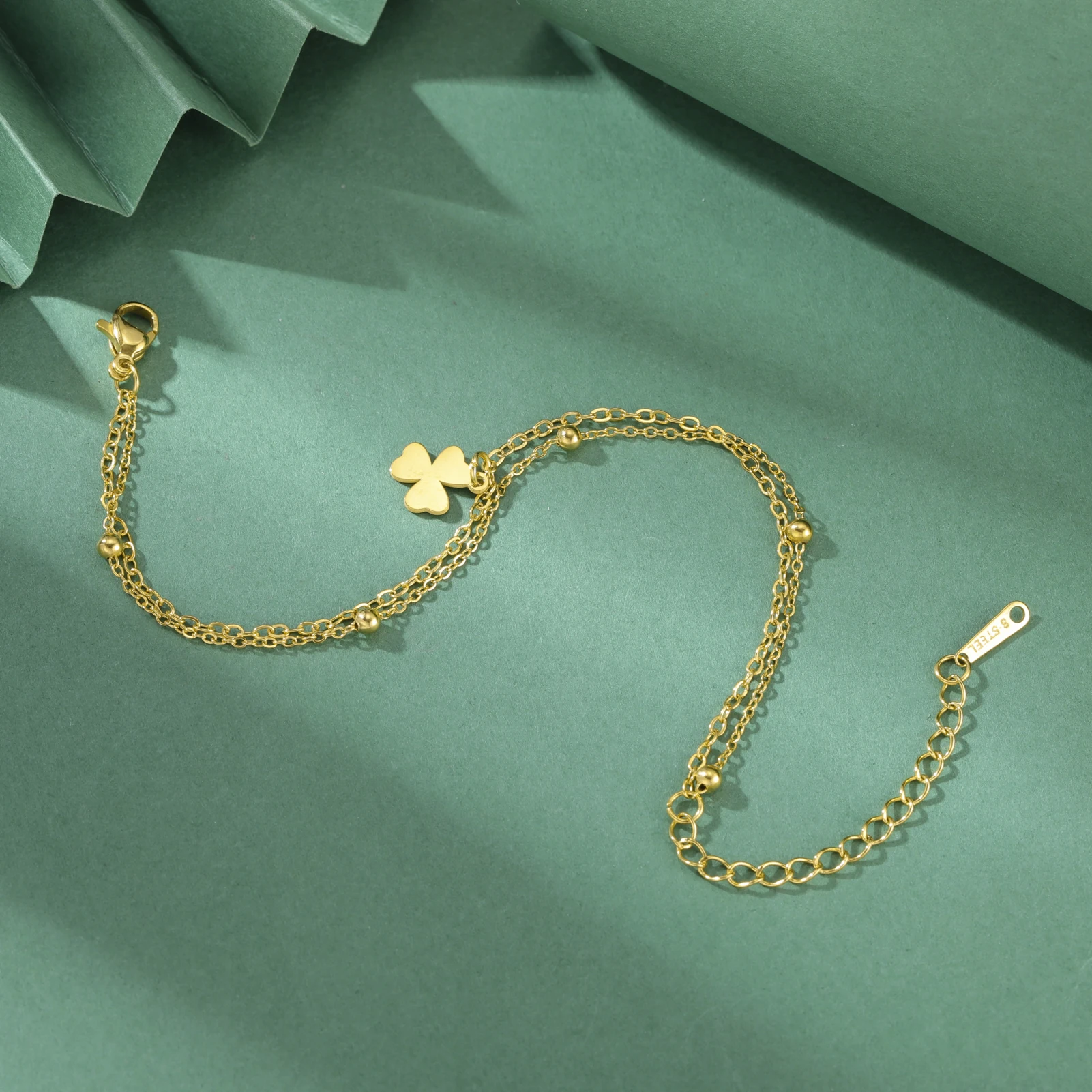 COOLTIME Edelstahl Kleeblatt Armband Mode Frauen Paar Charm Armband Schmuck St. Patrick's Day Geschenk – Detail 18