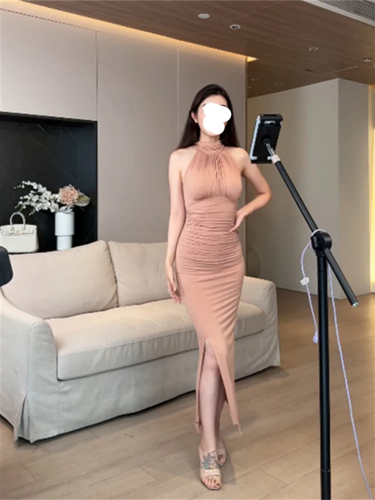 Amerikanisches Retro-Side-Split-ärmelloses lila Neckholder-Bodycon-Kleid für Frauen Nische Sexy schulterfreies rosa Kleid Party-Abendkleid