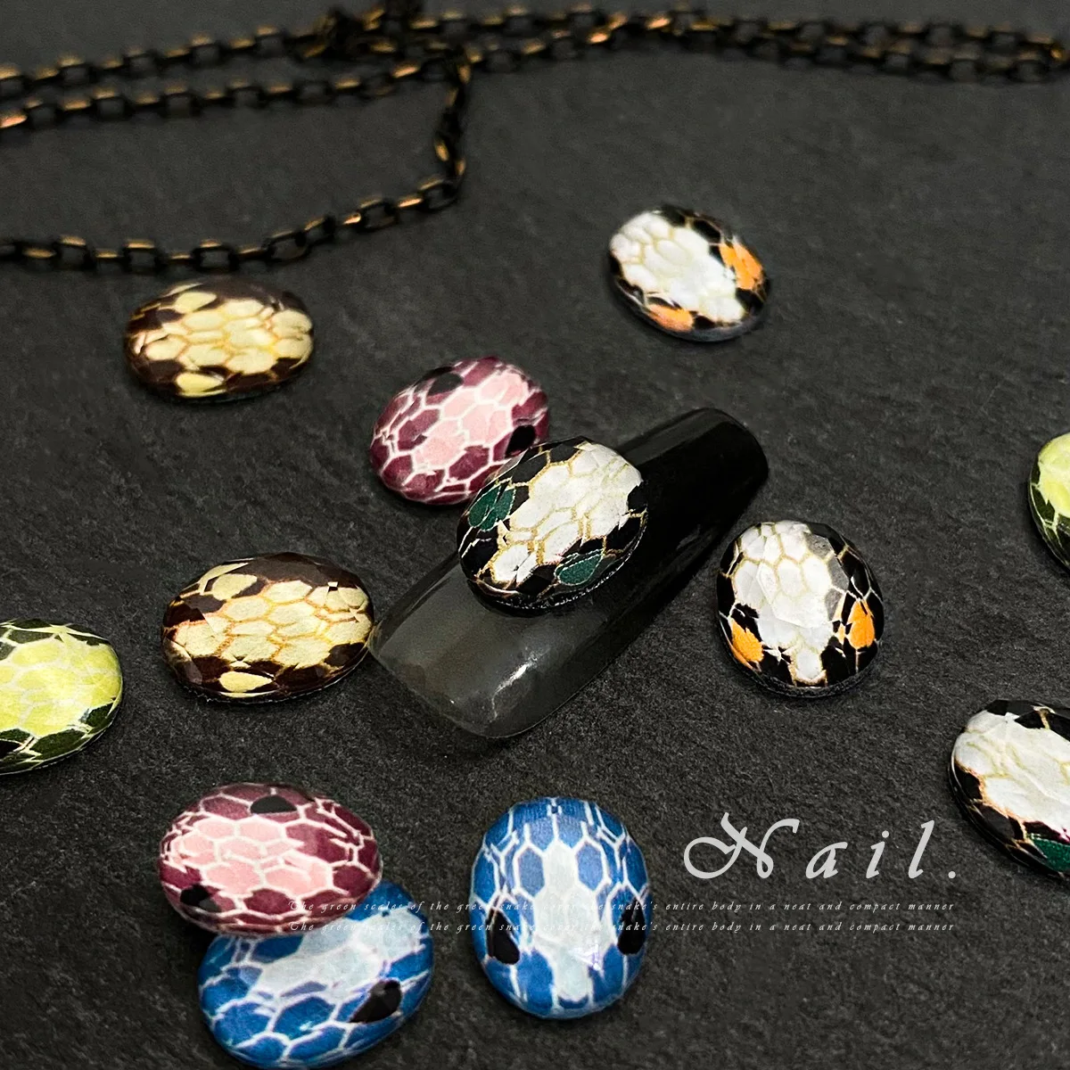 20 قطعة رأس الأفعى الملونة رسومات أظافر السحر الراتنج حجر الراين مسمار الديكور 8*10 مللي متر البيضاوي شقة القاع الثعابين رسومات أظافر اكسسوارات #3
