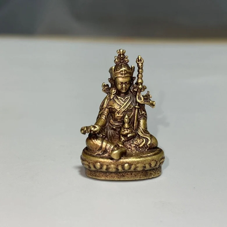 Solid brass coated with paste, copper casting Buddhist lotus, peanut master, Tibetan ethnic supplies offerings, handicrafts