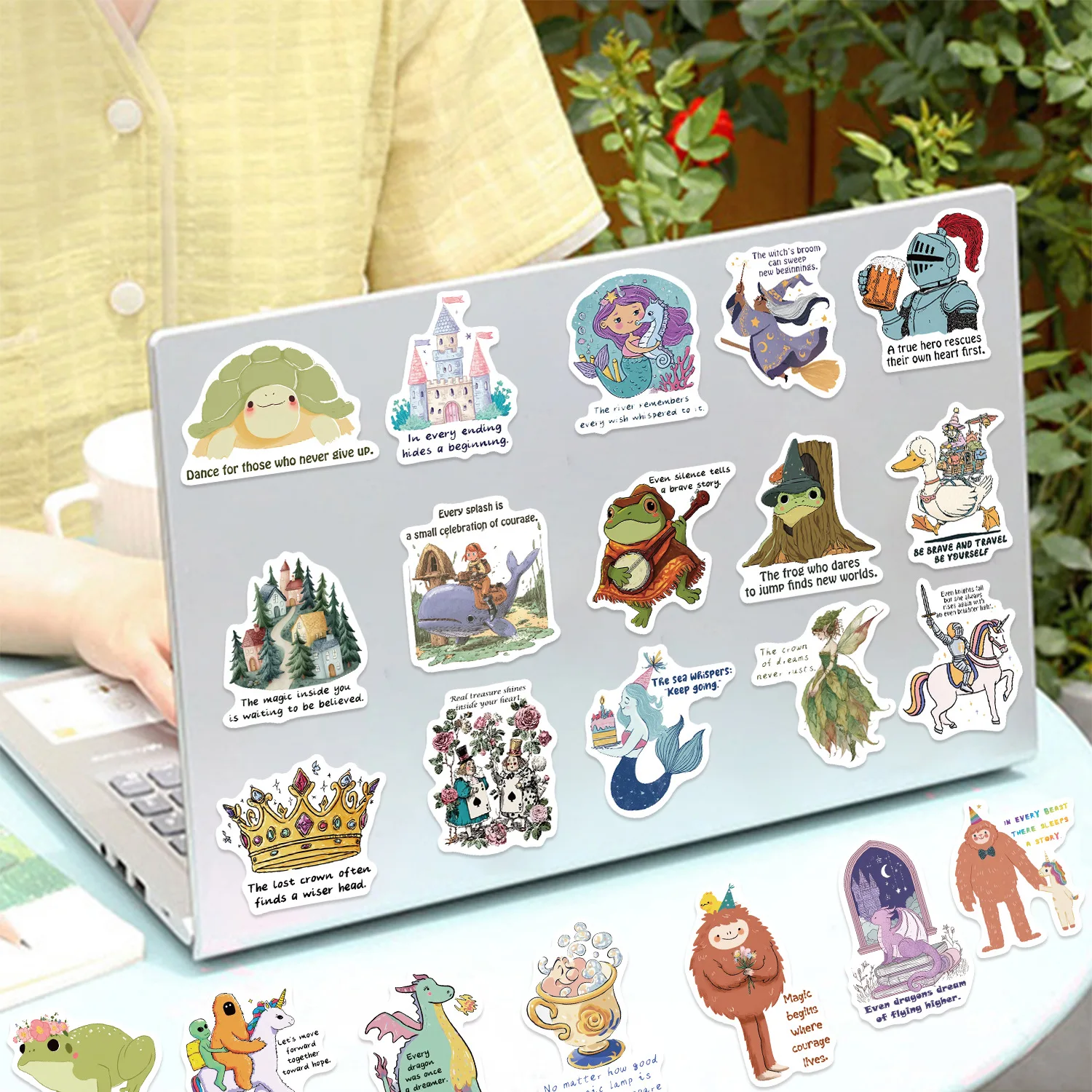 สติกเกอร์ลายการ์ตูนเทพนิยายสร้างแรงบันดาลใจ 50/100 ชิ้น สำหรับตกแต่งกีตาร์ สมุดโน้ต กระเป๋าเดินทาง งาน DIY เกม ไวนิล กันน้ำ