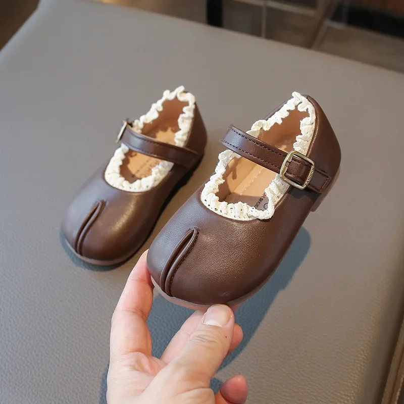 2025 New Children\'s Flats Simple Lolita Girls Princess Leather Shoes Walking Versatile Sweet Pleated Kids Causal Fashion Shoes