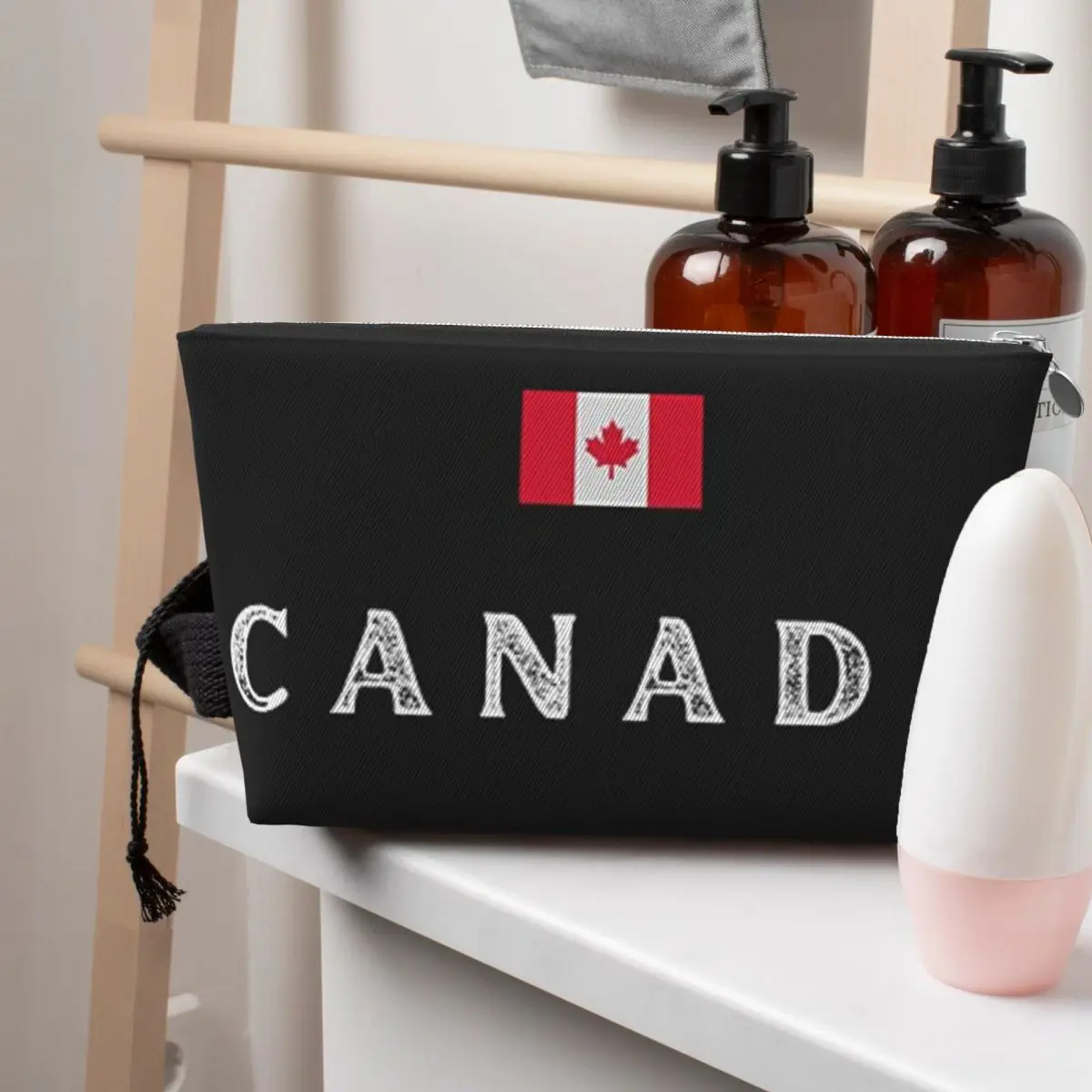 

Canada Flag National Culture Women Cosmetic Bag Travel Makeup Organizer Pouch Toiletry Storage Dopp Kit Box