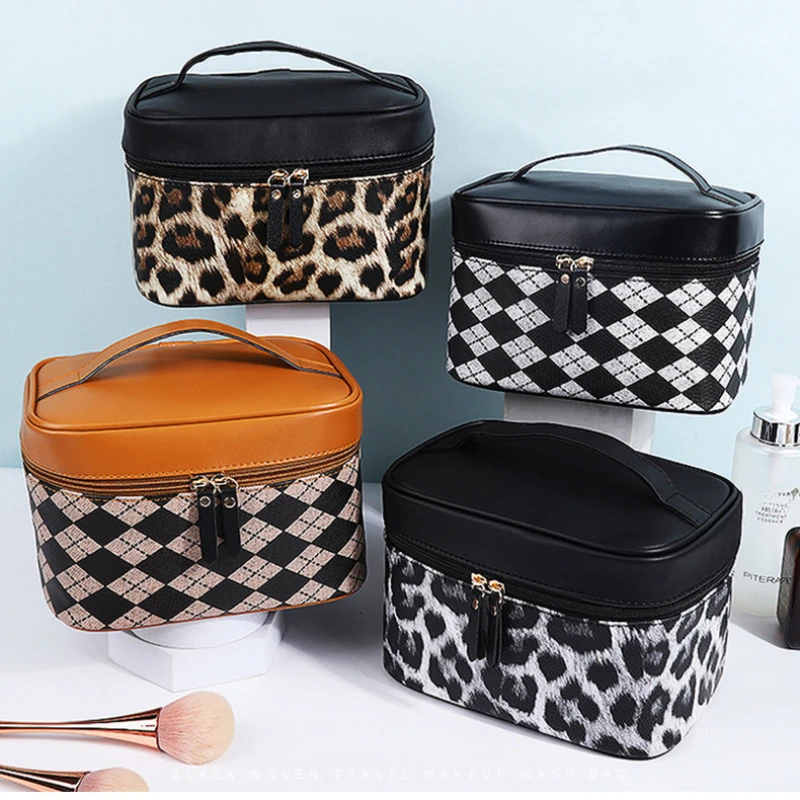 Personalized Classic Makeup Bag with Retro Leopard Print Large Capacity Portable Toiletries Bag Waterproof PU Storage Bag