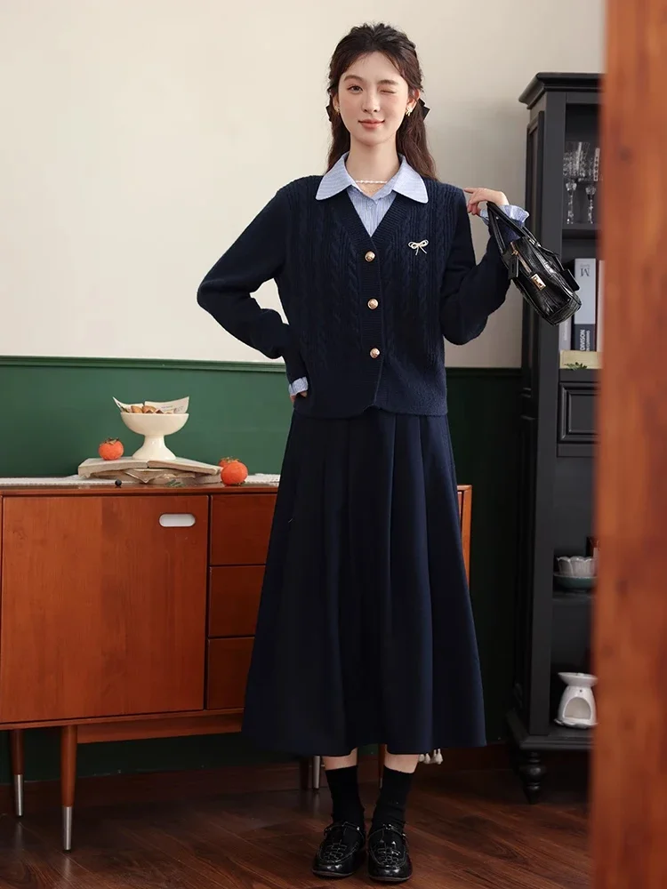 

ALXNAN Women's Pleated Skirt Elegant 2025 Autumn Winter A-line Midi Skirts Casual Navy Blue Office Lady Clothing LXN315101BSQ