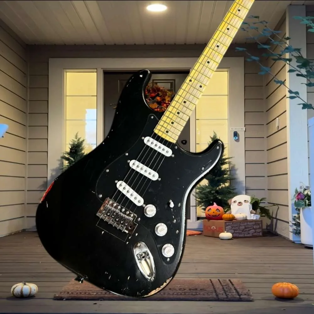Black STSA 40 Inch Electric Guitar 3 Single Coil Pickups 6-Screw Synchronized Tremolo Heavy Blues Classic Rock Funk Style