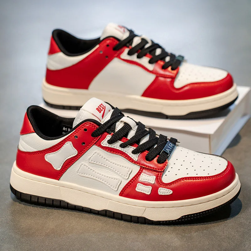 Nuevas zapatillas blancas de otoño 2025 para hombre y zapatos casuales gruesos de caña alta: livianos, que aumentan la altura y cómodos