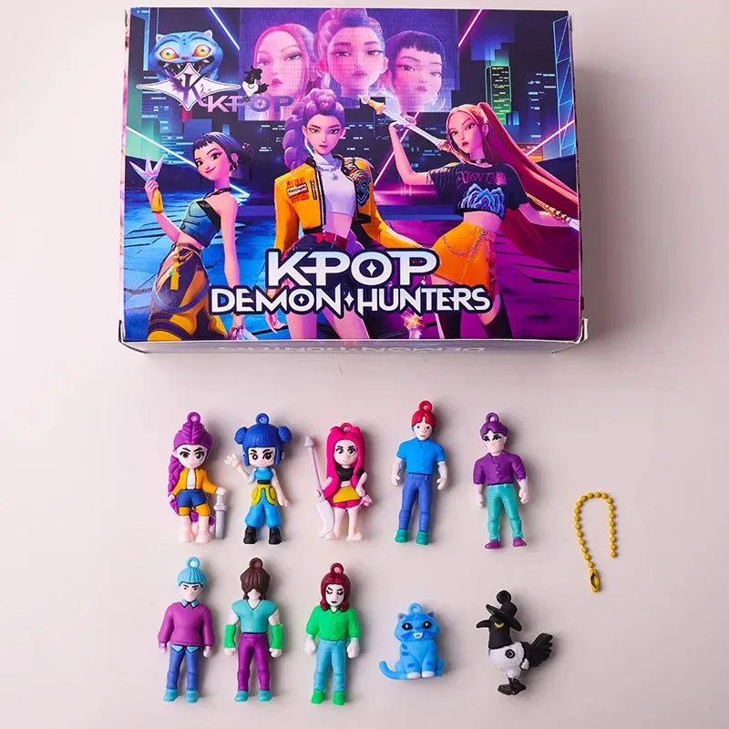 Willekeurig ​ 12 stks KPOP Demon Hunters Blind Box, Poke Poke Lucky Game voor Kinderen, PVC Anime Figuur Collectibles voor Party Geschenken ​
