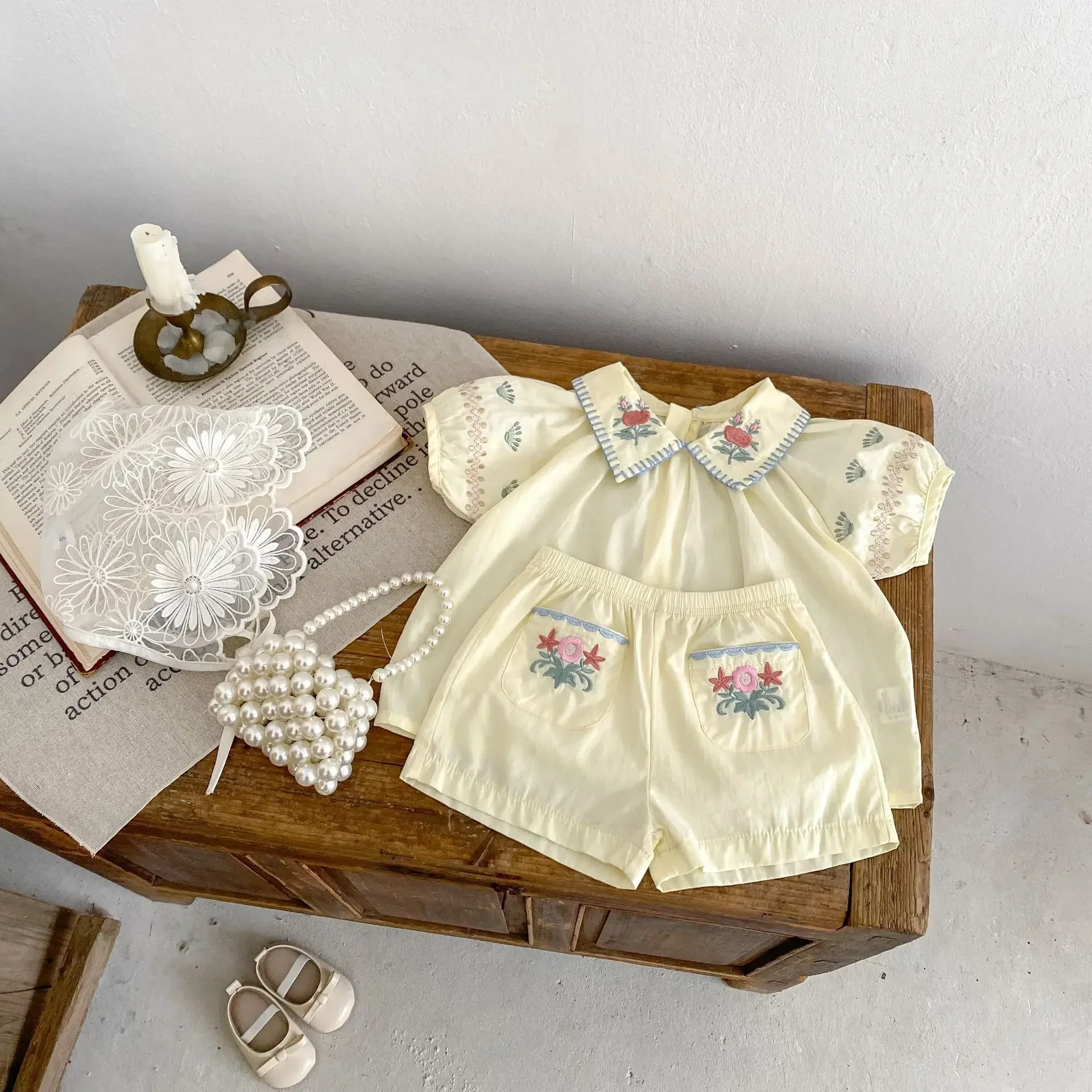 New Style 0-3 Year Old Female Baby Flower Embroidered Collar Short Sleeve Top+Thin Shorts Kids Suit Summer Baby Clothing Sets